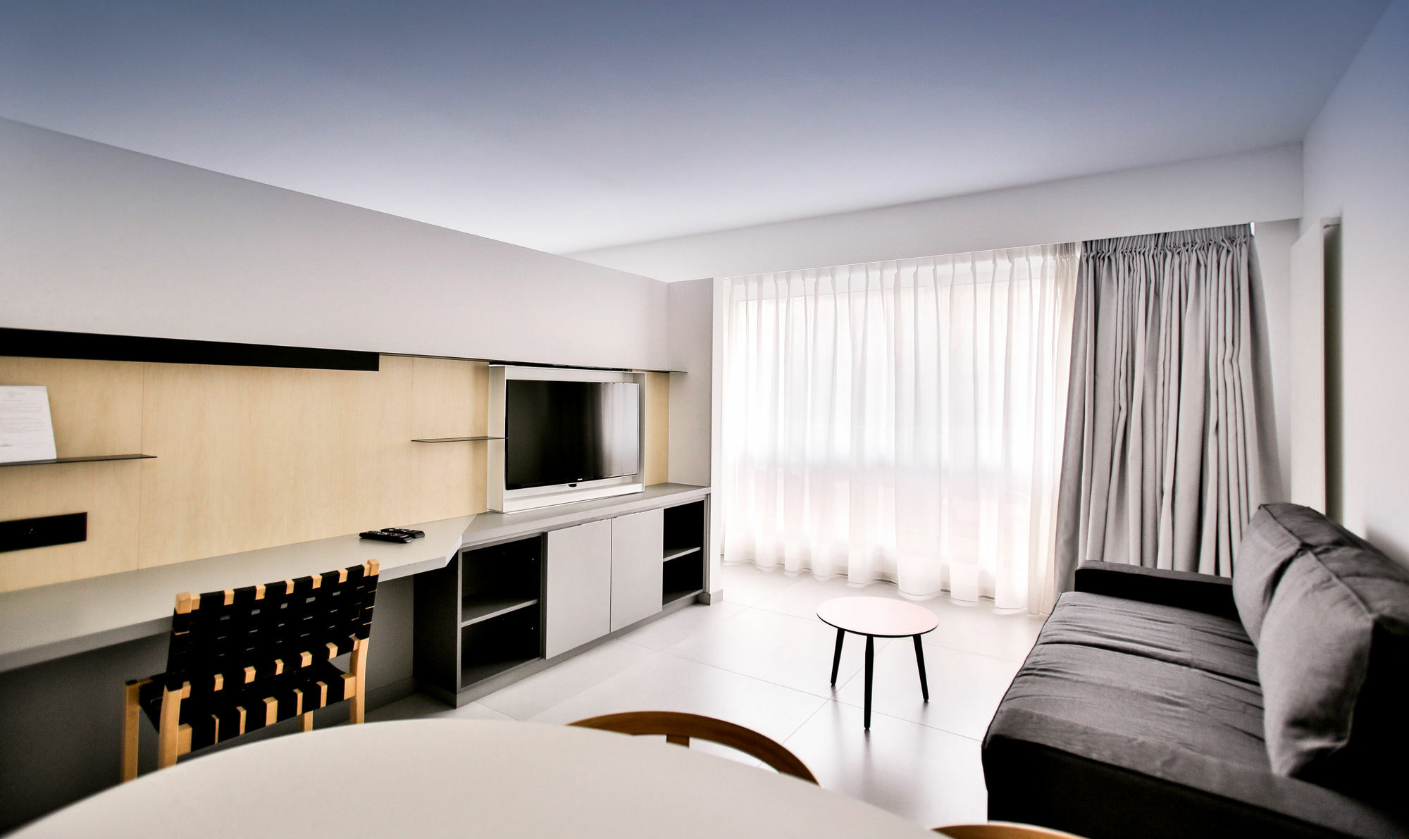 Renaissance Park Apartments Брюксел Екстериор снимка